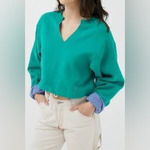 BDG Green Cropped Sweatshirt